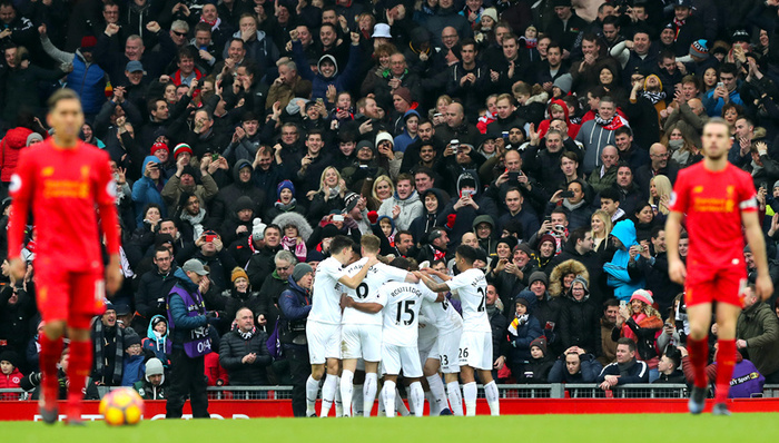 路易斯-迪亚斯导致阿什拉夫受伤，摩洛哥记者：你是个罪犯