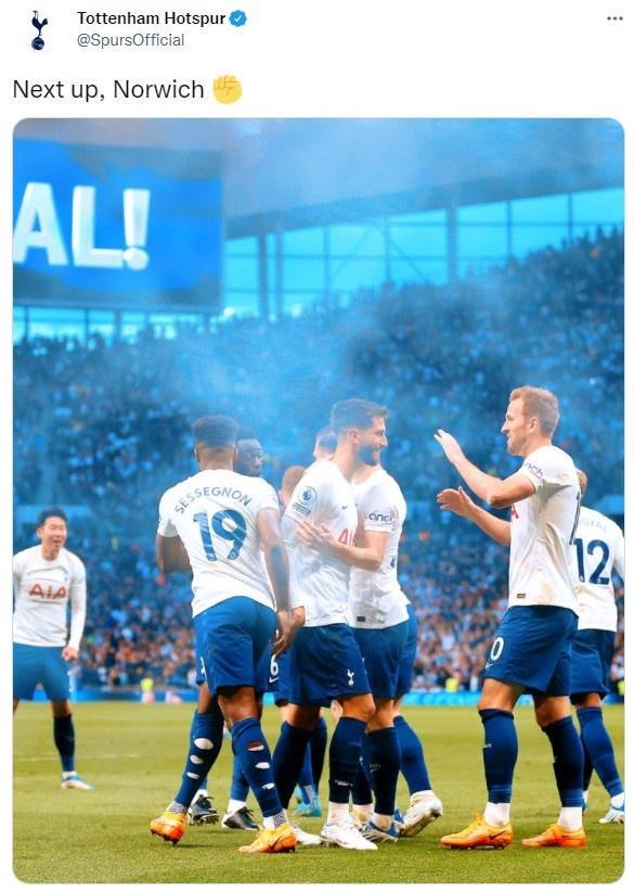 蒙古王那顺格日勒重拳击倒对手，散打王对决显威