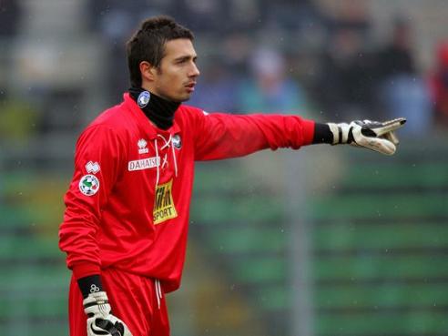 罗哥最后一次戴帽是对阵热刺，没想之后热刺就成了曼联的苦主