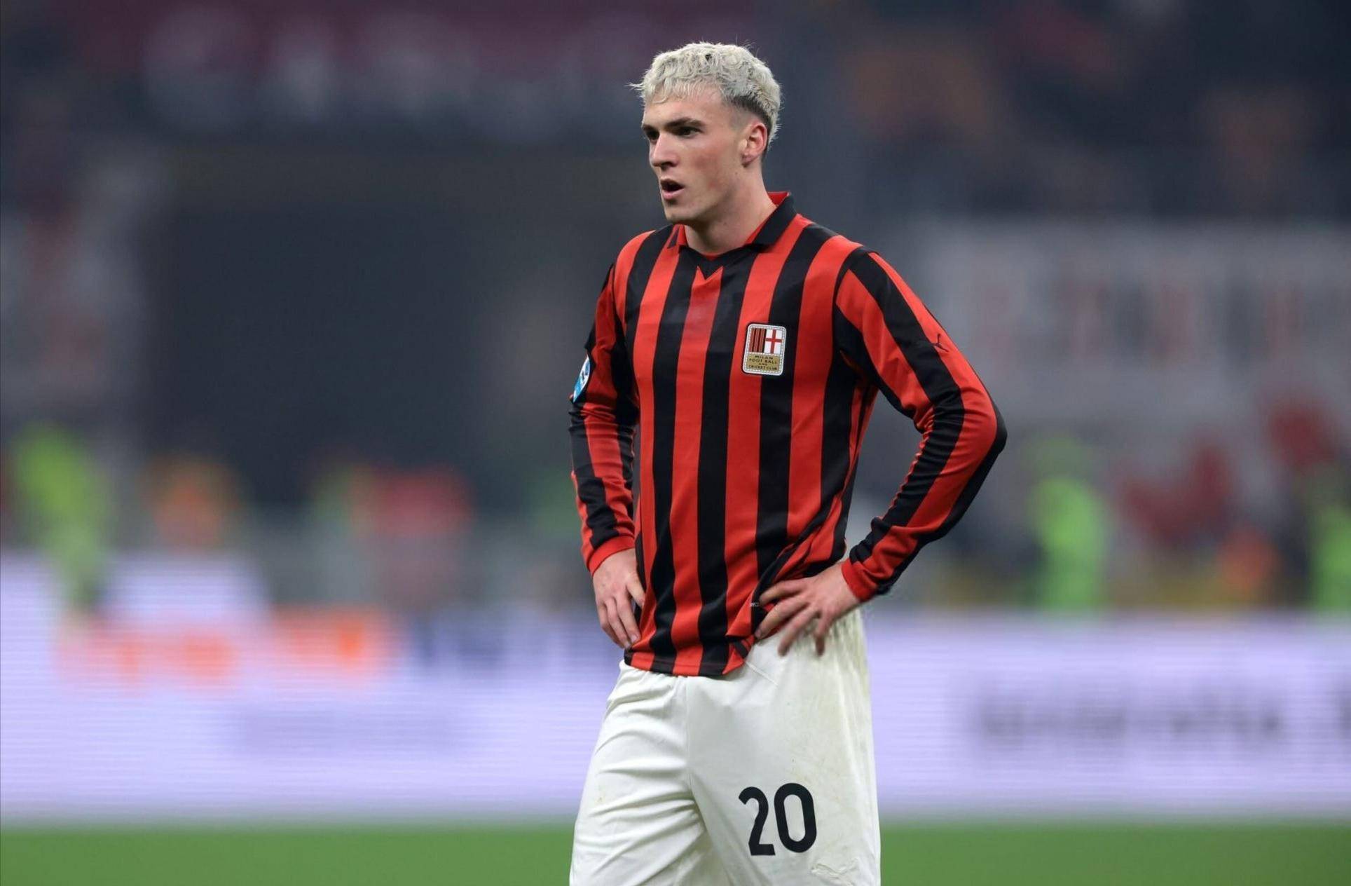 深入一线学习，英超与中国足协启动第三期青训教练培训