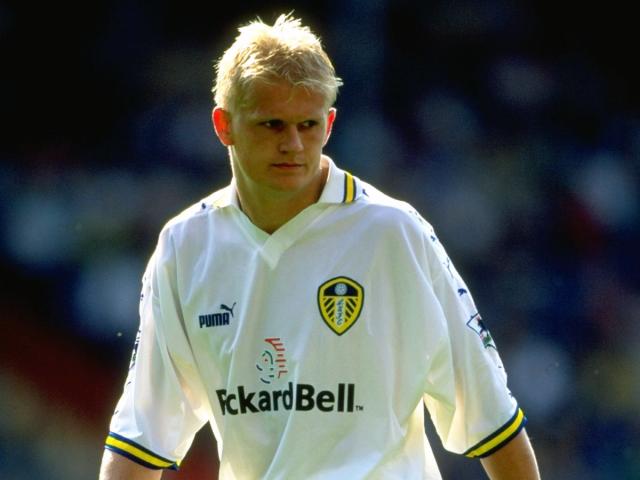 欧冠半场：吉马良斯意外乌龙送分，勒沃库森暂1-0纽卡